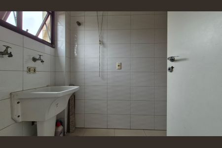 Apartamento para alugar com 93m², 3 quartos e 2 vagas Apartamento para alugar com 93m², 3 quartos e 2 vagasLavanderia