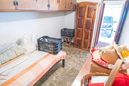 Casa à venda com 400m², 4 quartos e 15 vagas Casa à venda com 400m², 4 quartos e 15 vagasQuarto de serviço