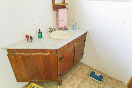 Casa à venda com 400m², 4 quartos e 15 vagas Casa à venda com 400m², 4 quartos e 15 vagassuite