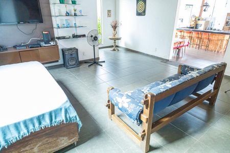 Casa à venda com 400m², 4 quartos e 15 vagas Casa à venda com 400m², 4 quartos e 15 vagasSala area gourmet