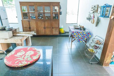 Casa à venda com 400m², 4 quartos e 15 vagas Casa à venda com 400m², 4 quartos e 15 vagasÁrea gourmet