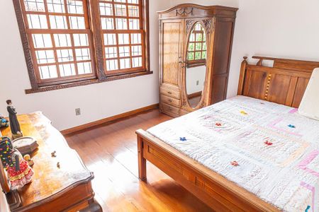 Casa à venda com 400m², 4 quartos e 15 vagas Casa à venda com 400m², 4 quartos e 15 vagasQuarto 3