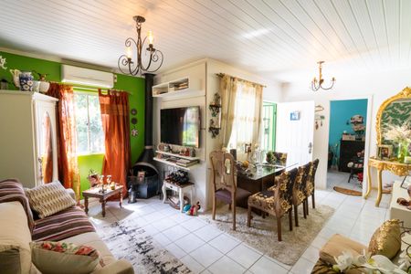 Casa de Condomínio à venda com 2 quartos, 119m² em Vila Nova, Porto Alegre