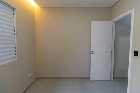 Quarto 1 de casa de condomínio para alugar com 2 quartos, 60m² em Quinta dos Angicos, Cotia