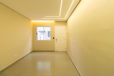 Sala de casa de condomínio para alugar com 2 quartos, 60m² em Quinta dos Angicos, Cotia