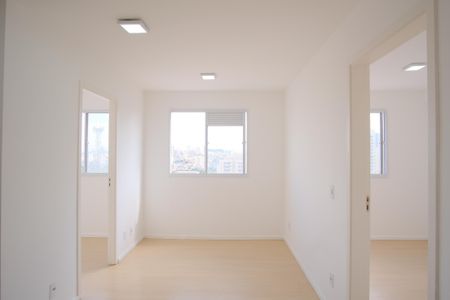 Sala de apartamento à venda com 2 quartos, 34m² em Chácara Seis de Outubro, São Paulo