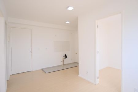Sala de apartamento à venda com 2 quartos, 34m² em Chácara Seis de Outubro, São Paulo