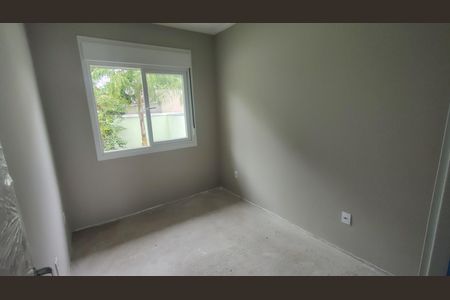 Casa à venda com 3 quartos, 69m² em Guarujá, Porto Alegre