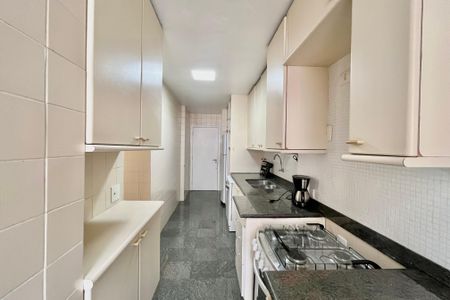 Apartamento para alugar com 109m², 3 quartos e 2 vagas Apartamento para alugar com 109m², 3 quartos e 2 vagasCOZINHA