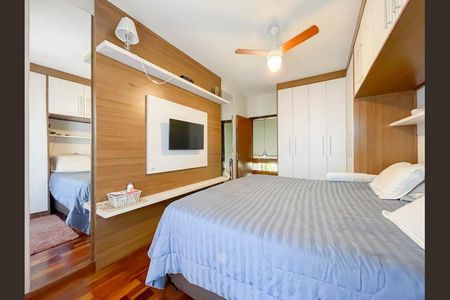 Casa à venda com 380m², 5 quartos e 6 vagasSuíte 1