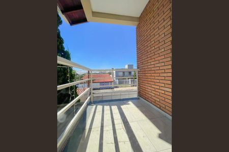 Casa à venda com 380m², 5 quartos e 6 vagasSacada