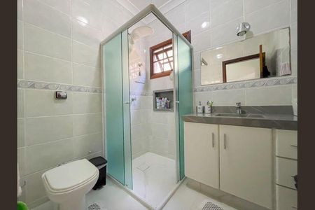 Casa à venda com 380m², 5 quartos e 6 vagasBanheiro 4 