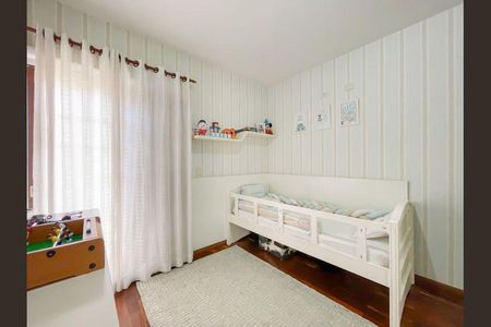 Casa à venda com 380m², 5 quartos e 6 vagasQuarto 3