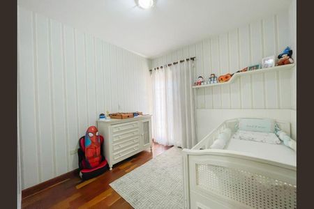 Casa à venda com 380m², 5 quartos e 6 vagasQuarto 3