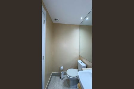 Banheiro de kitnet/studio à venda com 1 quarto, 29m² em Campo Belo, São Paulo
