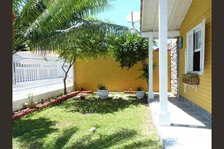 Casa para alugar com 90m², 2 quartos e 3 vagasQuintal