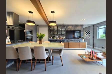 Apartamento à venda com 120m², 3 quartos e 1 vagaSala