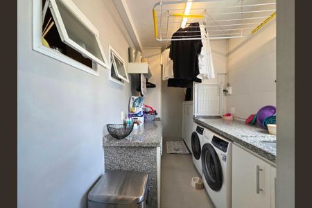 Apartamento à venda com 120m², 3 quartos e 1 vagaÁrea de Serviço