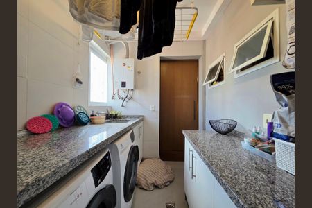 Apartamento à venda com 120m², 3 quartos e 1 vagaÁrea de Serviço