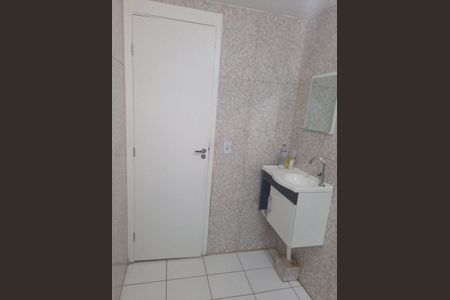 Apartamento para alugar com 49m², 2 quartos e sem vagaBanheiro