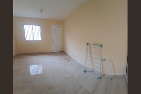Sala de apartamento para alugar com 2 quartos, 49m² em Jardim da Laranjeira (Zona Leste), São Paulo