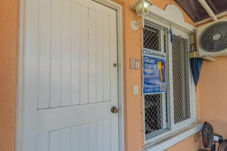 Casa de condomínio à venda com 80m², 2 quartos e 2 vagasPlaca