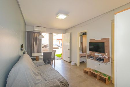 Casa de Condomínio à venda com 2 quartos, 80m² em Rio Branco, Canoas