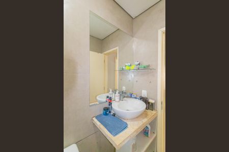 Casa de condomínio à venda com 80m², 2 quartos e 2 vagasBanheiro Social