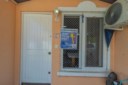 Casa de condomínio à venda com 80m², 2 quartos e 2 vagasPlaca