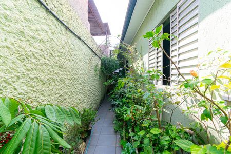 Casa à venda com 202m², 4 quartos e 2 vagasCorredor