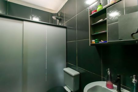 Casa à venda com 202m², 4 quartos e 2 vagasBanheiro 2