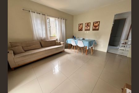 Casa para alugar com 130m², 3 quartos e 1 vagaSala