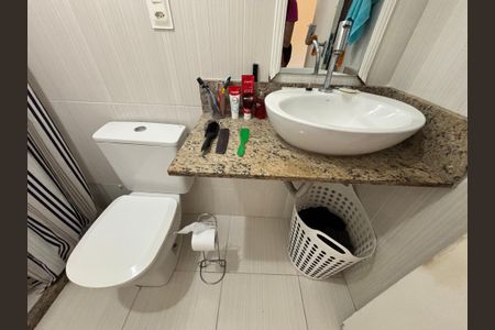 Casa para alugar com 130m², 3 quartos e 1 vagaBanheiro