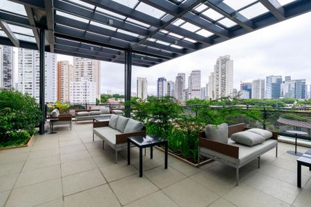 Apartamento à venda com 167m², 3 quartos e 3 vagas Apartamento à venda com 167m², 3 quartos e 3 vagasÁrea Comum