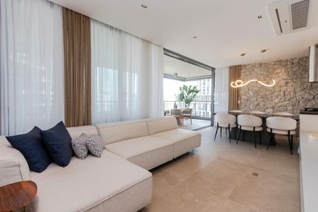 Sala de apartamento à venda com 3 quartos, 167m² em Jardim das Acacias, São Paulo