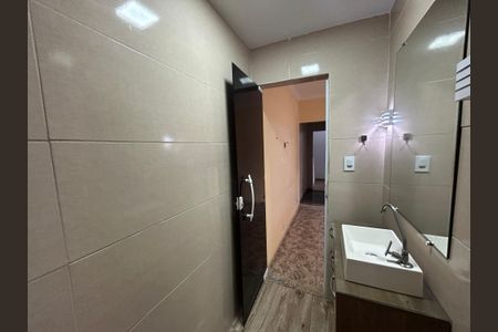 Casa para alugar com 60m², 2 quartos e sem vagaBanheiro