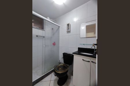 Apartamento para alugar com 60m², 2 quartos e 1 vaga Apartamento para alugar com 60m², 2 quartos e 1 vagaBanheiro social
