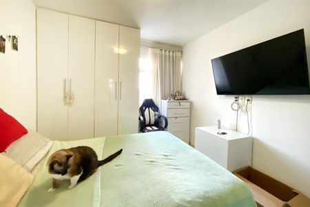 Apartamento à venda com 80m², 3 quartos e 1 vagaQuarto 2