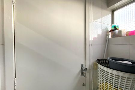 Apartamento à venda com 80m², 3 quartos e 1 vagaÁrea de Serviço