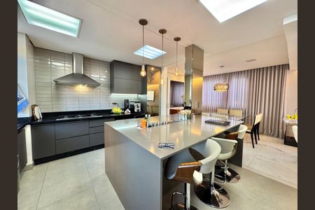 Apartamento à venda com 110m², 3 quartos e 2 vagasCozinha