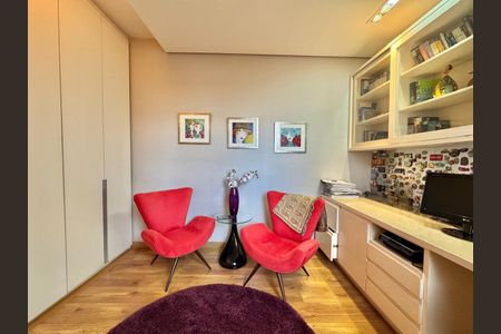 Apartamento à venda com 110m², 3 quartos e 2 vagasQuarto 2