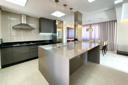 Cozinha de apartamento à venda com 3 quartos, 110m² em Cidade Jardim, Belo Horizonte