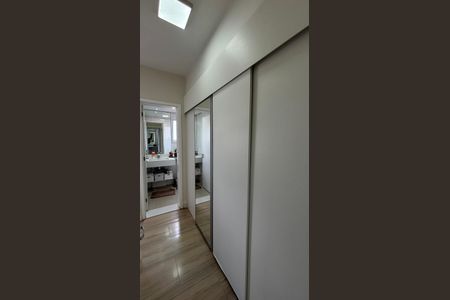 Apartamento à venda com 80m², 3 quartos e 2 vagasBanheiro da Suíte