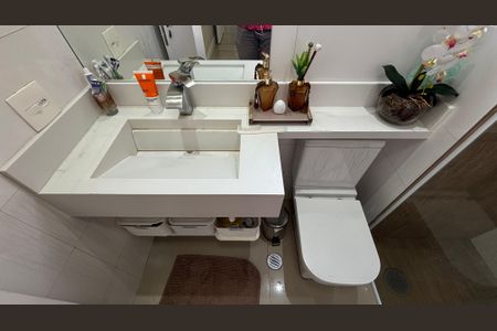 Apartamento à venda com 80m², 3 quartos e 2 vagasBanheiro da Suíte