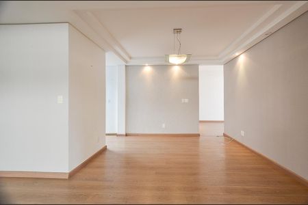 Apartamento para alugar com 140m², 3 quartos e 1 vagaSala 2 Ambientes