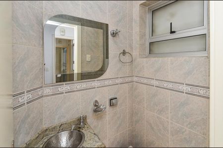 Apartamento para alugar com 140m², 3 quartos e 1 vagaLavabo