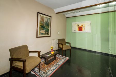 Apartamento para alugar com 80m², 2 quartos e 1 vaga Apartamento para alugar com 80m², 2 quartos e 1 vagaÁrea comum - Hall da entrada e elevadores