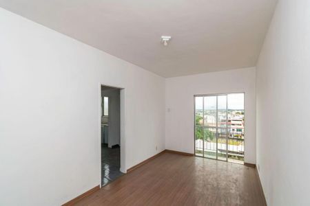 Sala de apartamento para alugar com 2 quartos, 80m² em Olaria, Rio de Janeiro