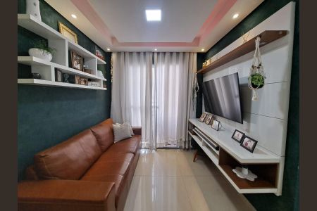 Sala de apartamento para alugar com 2 quartos, 50m² em Padroeira, Osasco