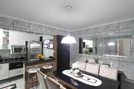 Casa à venda com 192m², 3 quartos e 2 vagas